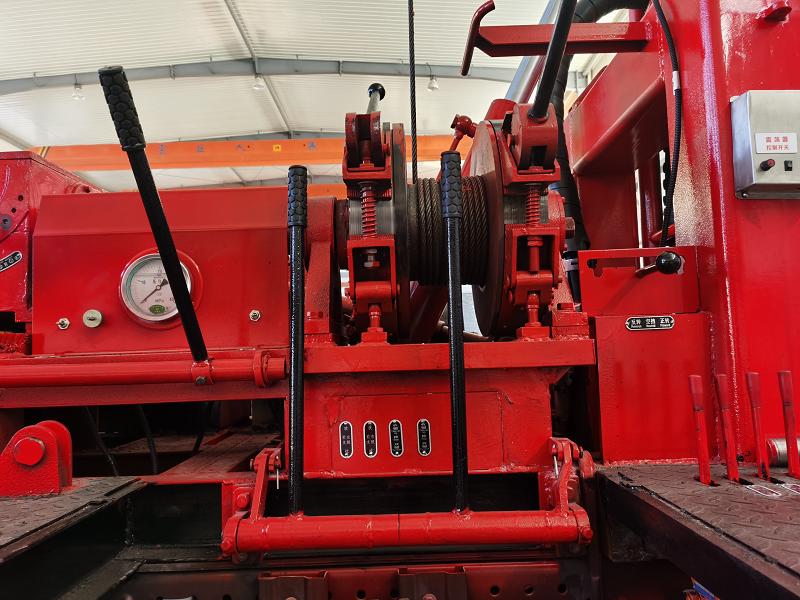 驅(qū)出口型車(chē)載水井鉆機(jī)