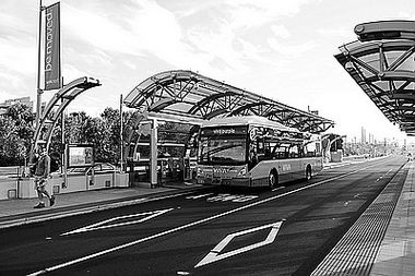 多倫多 一座在道路與公交運(yùn)營中彰顯人性化設(shè)計(jì)的城市